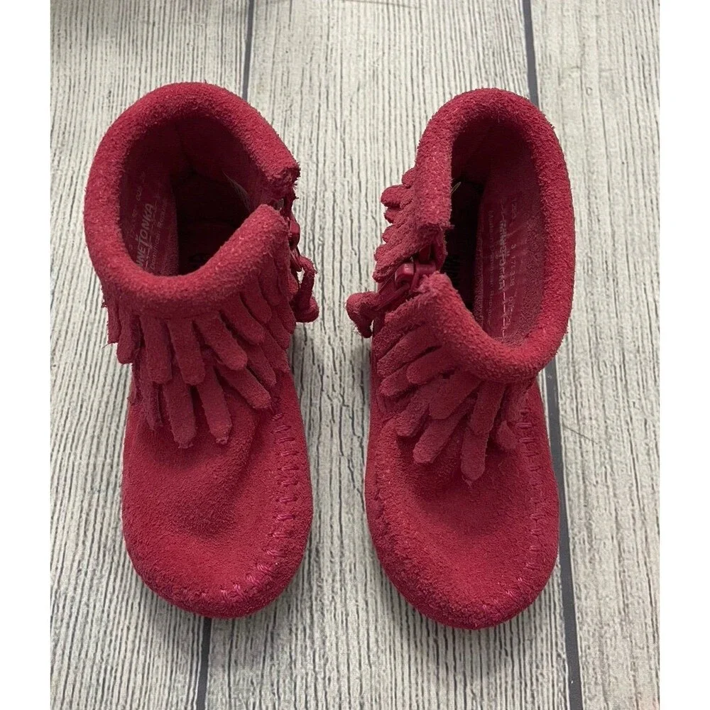 Pink Minnetonka Fringe Baby Girl Moccasins, Size 2